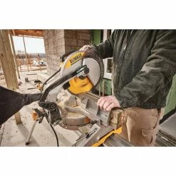 Best reviews of 🎁 DEWALT 15 Amp Corded 12 in. Single Bevel Compound Miter Saw 🎁 -Deals Power Tools Store dewalt miter saws dws715 1d 1000