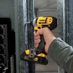 Deals ✨ DEWALT 20-Volt MAX Cordless Combo Kit (7-Tool) with (2) 20-Volt 2.0Ah Batteries & Charger ⌛ -Deals Power Tools Store dewalt power tool combo kits dck720d2 fa 1000