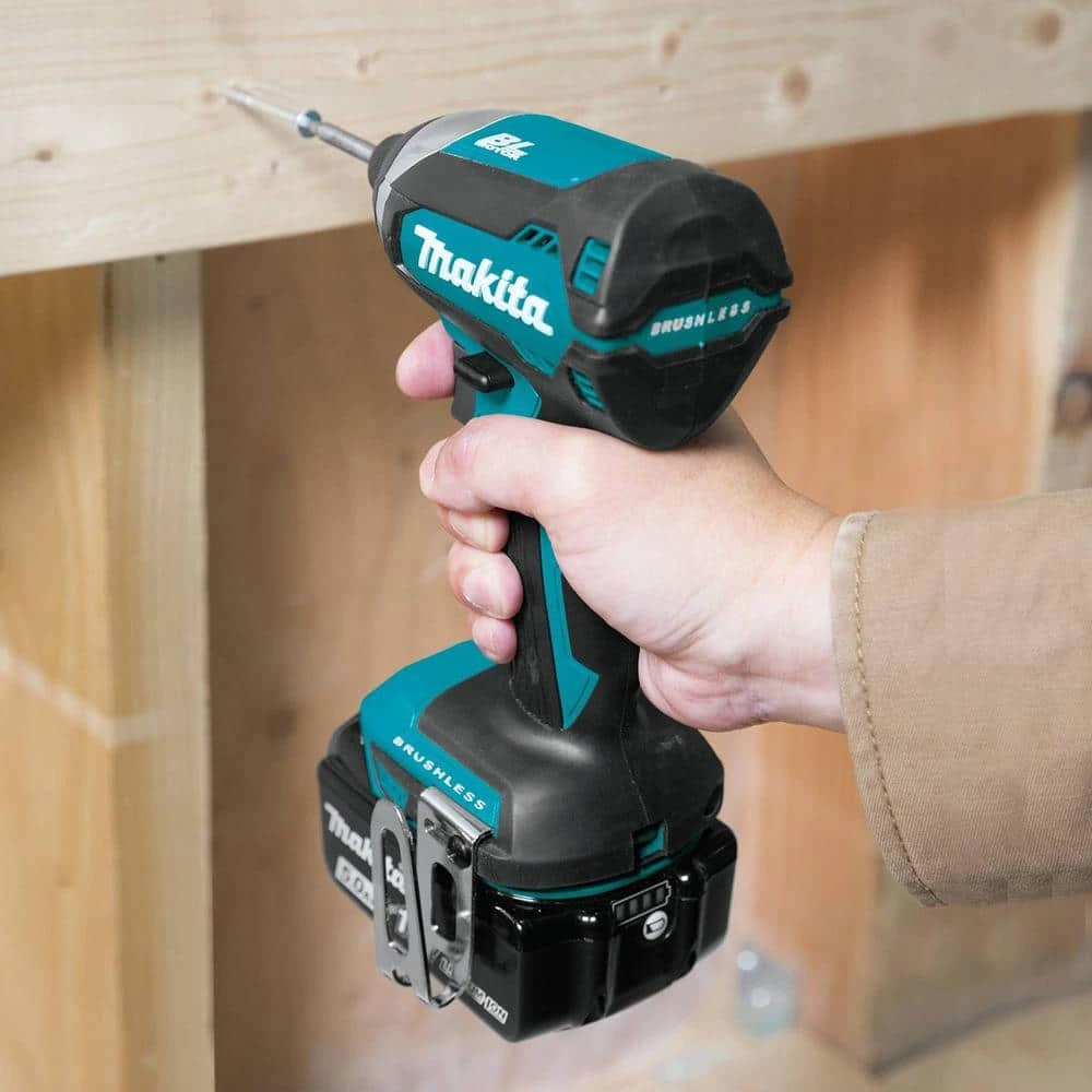 Coupon 🥰 Makita 18V LXT Lithium-Ion Brushless Cordless Combo Kit 🔨 Hammer Drill/ Impact Driver/ Circular Saw/ Flashlight 🥰 10 Coupon 🥰 Makita 18V LXT Lithium-Ion Brushless Cordless Combo Kit 🔨 Hammer Drill/ Impact Driver/ Circular Saw/ Flashlight 🥰 - Image 8